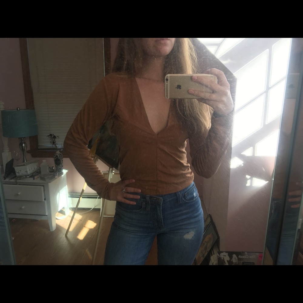 Camel, low cut top
